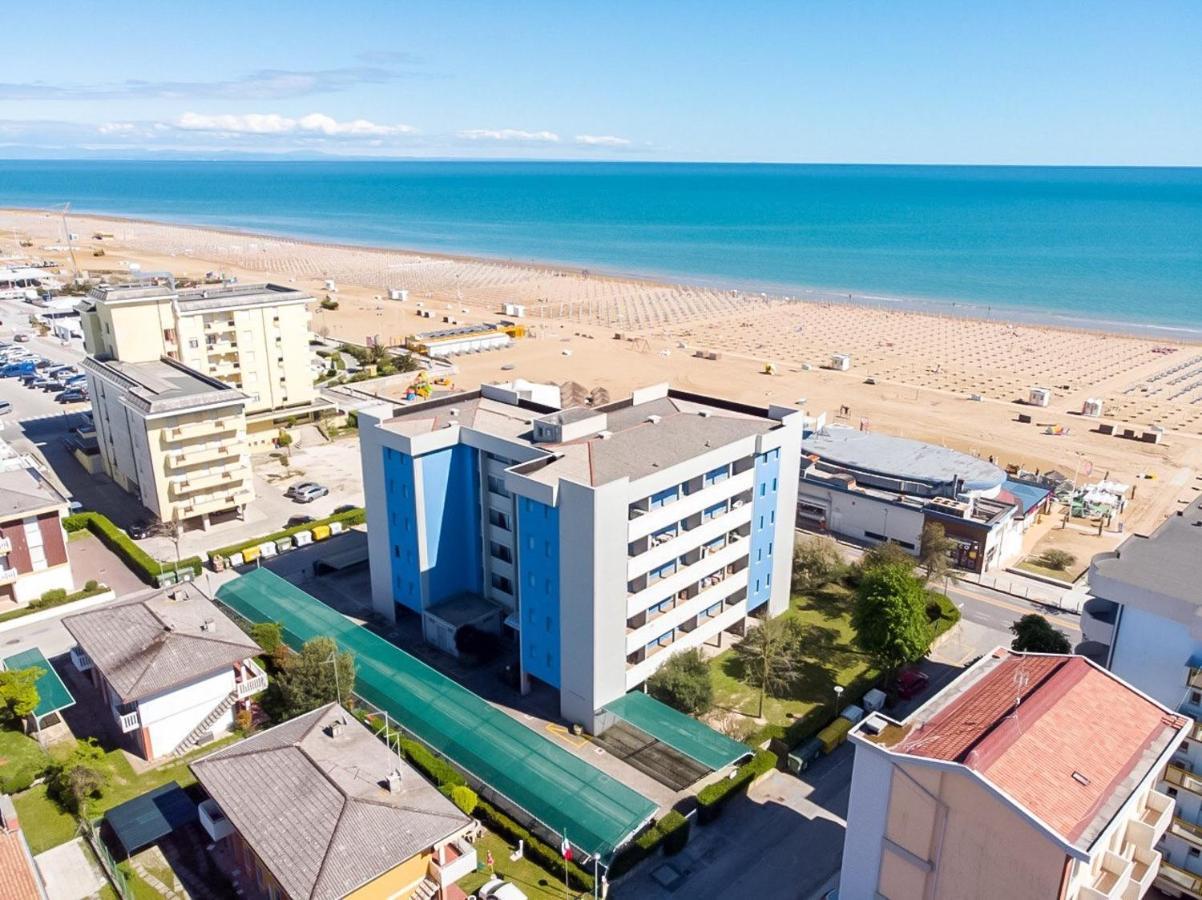 Апартаменты Columbus Vista Mare Бибионе Экстерьер фото